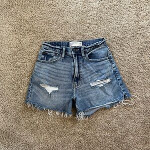 Abercrombie Curve Love High Rise Short